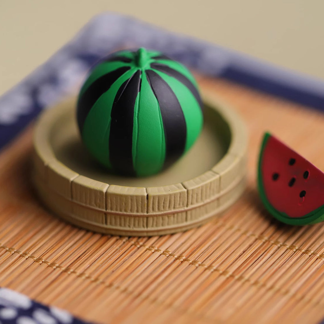 Lazy Summer Cat Miniature Set